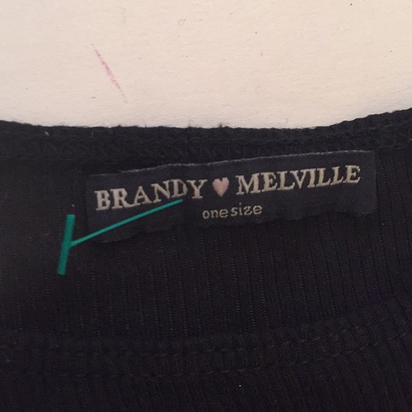 Brandy Melville 3/4 Sleeve Crop Top - Picture 2 of 3